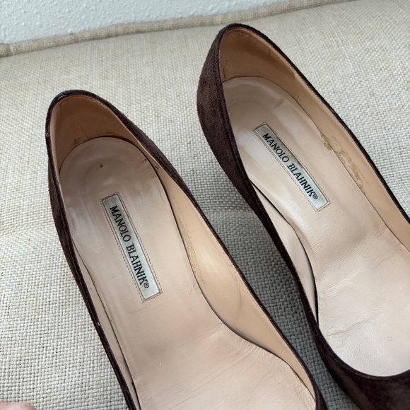 Manolo Blahnik Vintage Y2K Brown Suede Pointy Toe Kitten Heels - Picture 3 of 7